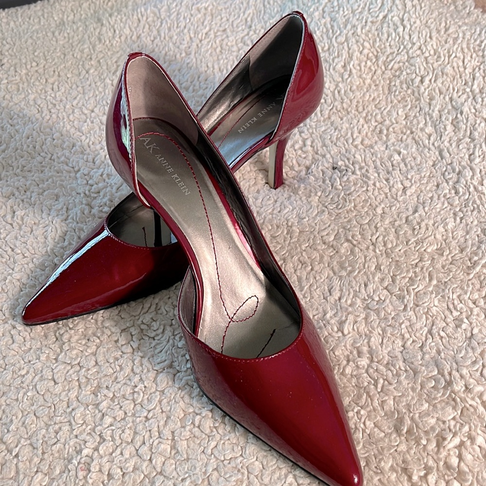 Anne Kline red patent leather heels
